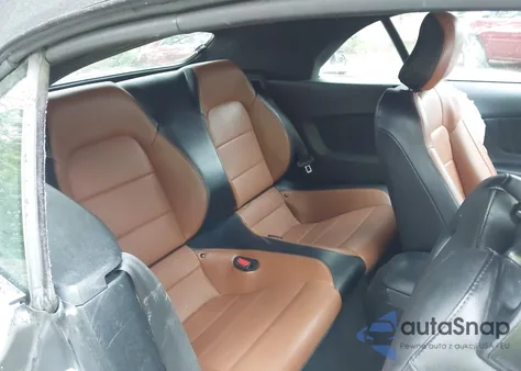 2022 Ford Mustang Ecoboost Premium z USA, uszkodzony, nr VIN 1FATP8UH6N5119260